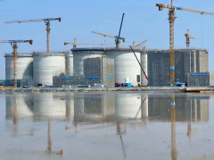 江苏启东：东方大港“向海高歌”“拼”出高质